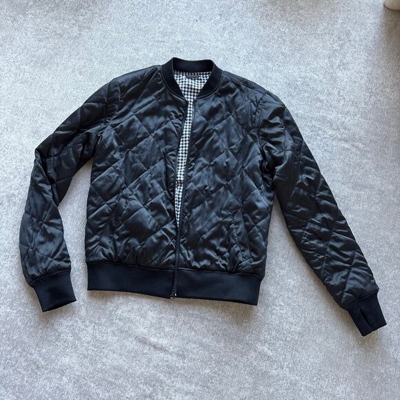 Blanc Noir Jackets & Blazers - NWOT Blanc Noir Reversible Puffer Jacket